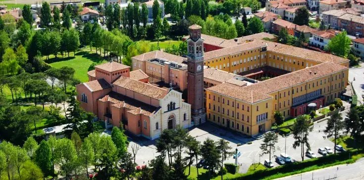 SANTUARI ANTONIANI - Frati minori Francescani. Sorelle Clarisse. Suore Francescane Missionarie di Assisi.